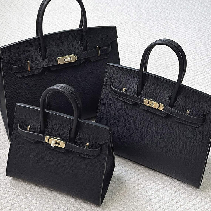 Leather Classic Sellier Platinum Handbag