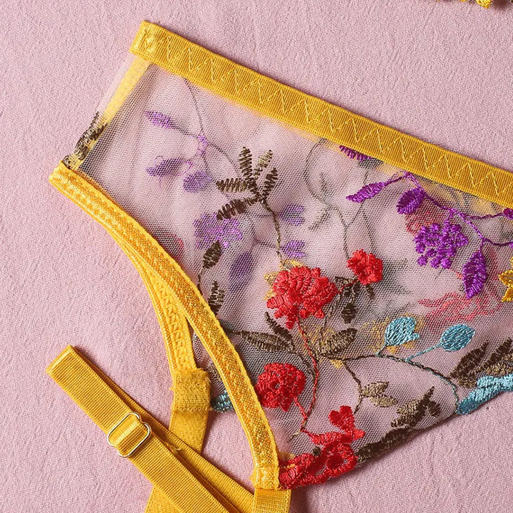Blair – Yellow 3-Piece Lingerie Set – Bold Enough to Own the Room