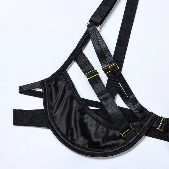 Mariam – Black 4-Piece Lingerie Set – Four Pieces of Pure Confidence