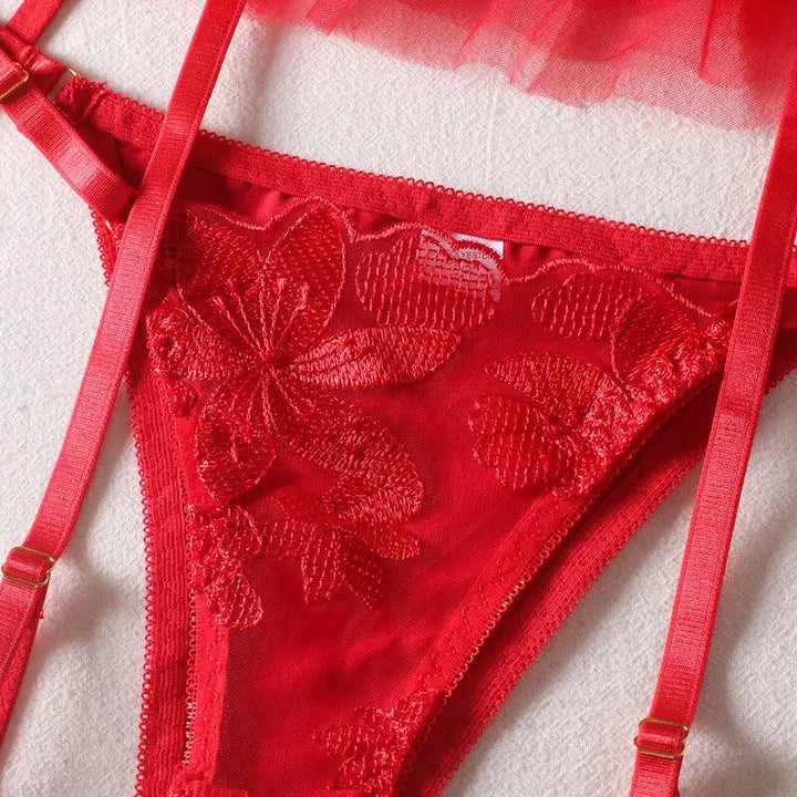 Francesca – 3-Piece Lace Lingerie Set – The Set That Earns Compliments
