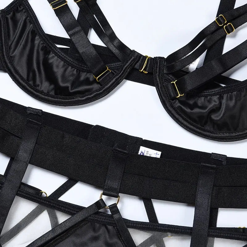 Mariam – Black 4-Piece Lingerie Set – Four Pieces of Pure Confidence