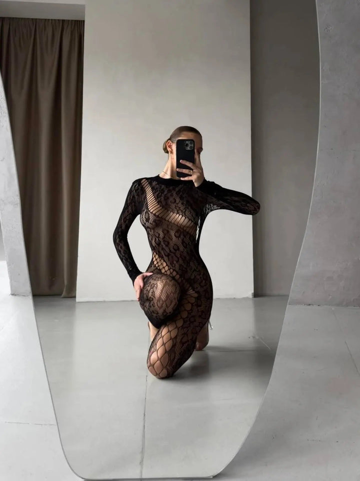Jenny – Leo Lace Bodystocking – Long Sleeve, Full Statement