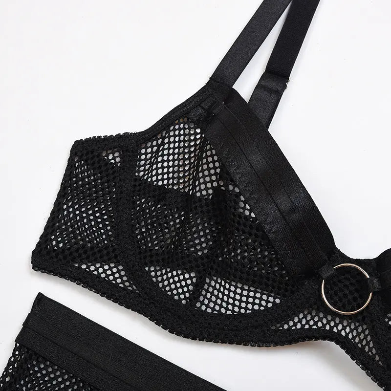 Aliya – 4-Piece Lingerie Set – Layered for the Occasion